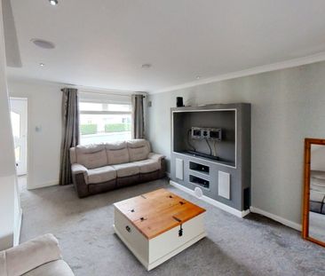 2 bedroom semi-detached house to rent - Photo 2