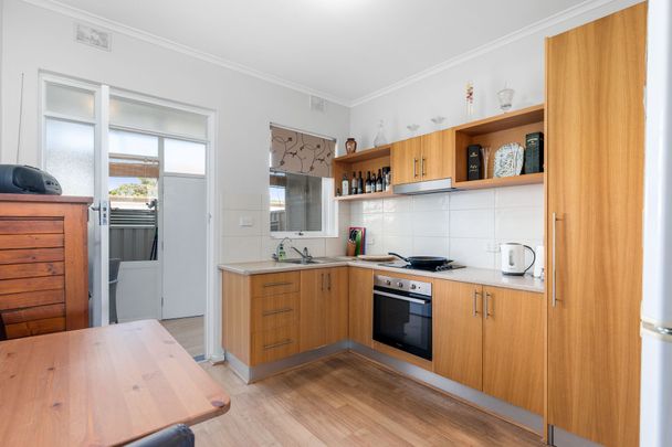 Unit 3/11 Adelphi Terrace, - Photo 1