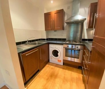 1 BED Apartment To rent - Photo 4