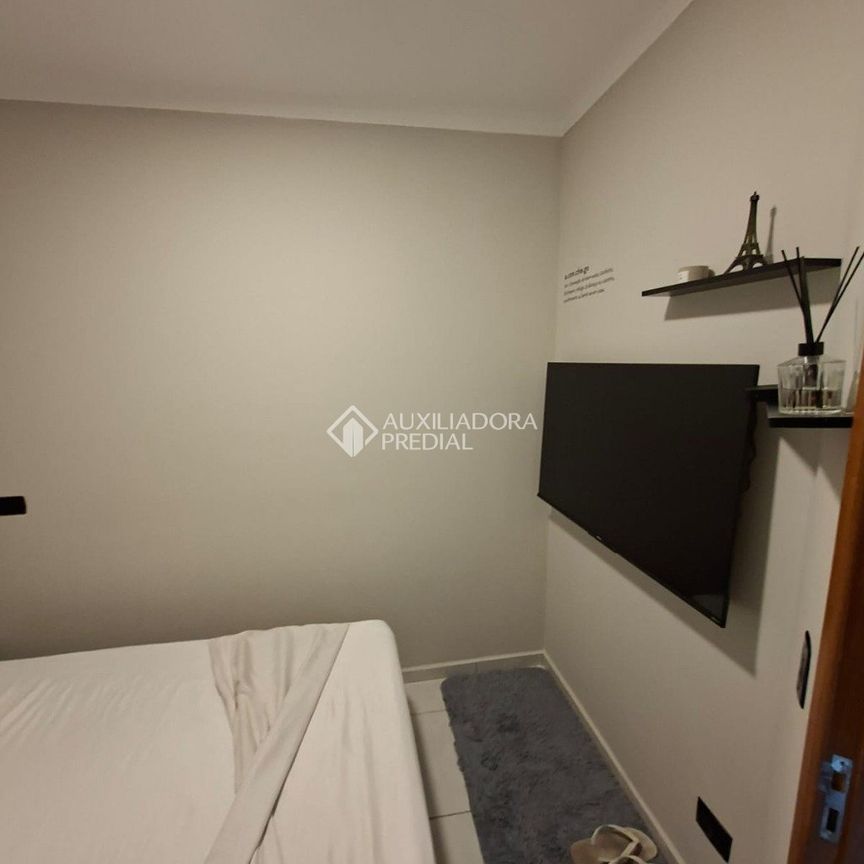Apartamento com 2 quartos e 42m² para alugar em Jardim Cristiane, Santo André. - Photo 1