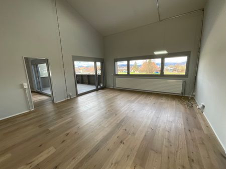 einzigartige Loftwohnung in ruhigem Quartier - Photo 2