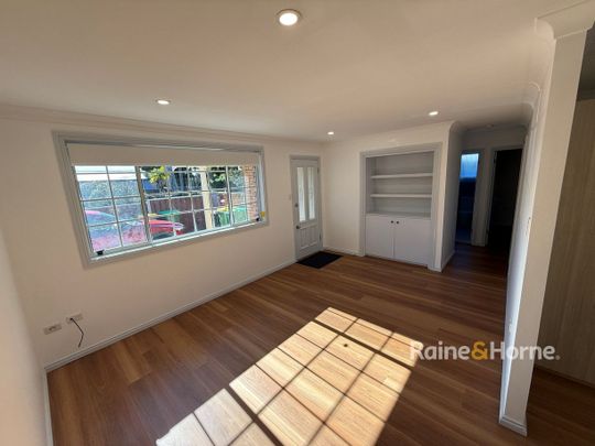 Freshly Renovated Villa - Photo 1