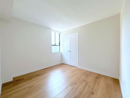For Lease - 190 Clark Boulevard Unit# 311, Brampton, Ontario - Photo 4