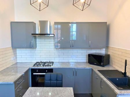 2 bedroom flat to rent - Photo 4