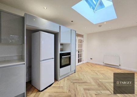 3 bedroom terraced house to rent - Photo 2