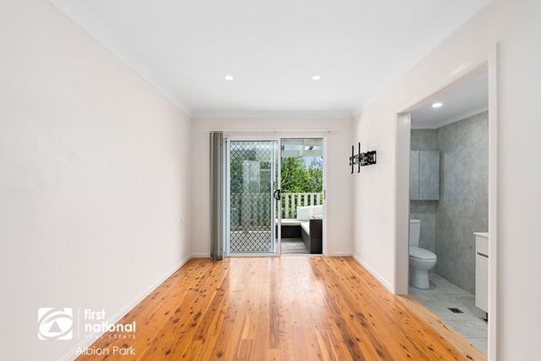 Discover Your Perfect Home: Rent This Charming House at 8 Amaral Ave, Albion Park NSW - Photo 1