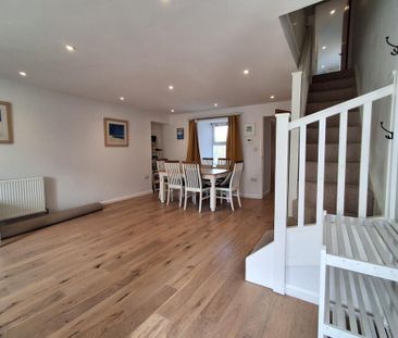 3 bedroom terraced house to rent - Photo 2