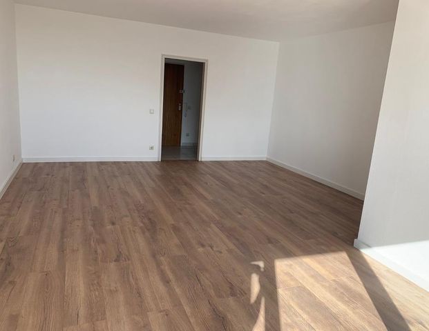 1-Zimmer-Wohnung 43m², Top-Anbindung Frankfurt-Nied, 1-Raum - Photo 1