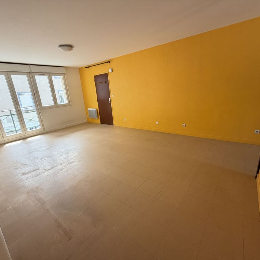 Location Appartement 3 pièces 69m² CHALAMONT 01320 - Photo 1
