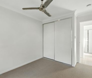 Modern 4 Bedroom Home in Prime location! - Photo 4