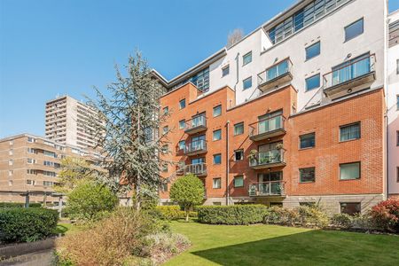 Dolben Court, Montaigne Close, Westminster, London SW1P - Photo 3