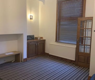 20 St Michaels Road, PRESTON, Lancashire PR1 6LY - Photo 3