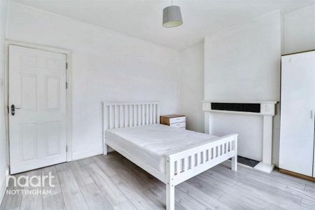 1 bedroom coach house to rent - Photo 5