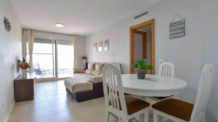 Apartamento de alquiler en Avenida Tramuntana, Playa del Puig - Photo 3
