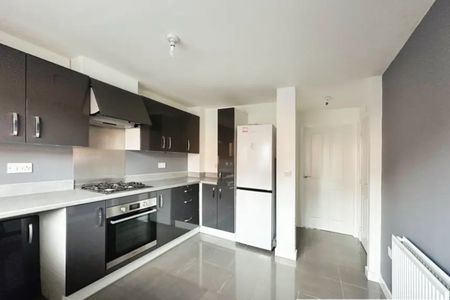 2 Bed Terraced House, Willow Tree Lane, M6 - Photo 3