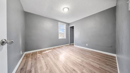 For Lease - 370 Grey Street, Brantford, Ontario - Photo 2