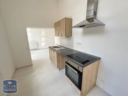 Location Appartement 1 pièce 29m² CAMBRAI 59400 - Photo 2