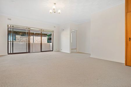 Unit 3/9-11 Nielsen Avenue, Carlton. - Photo 3