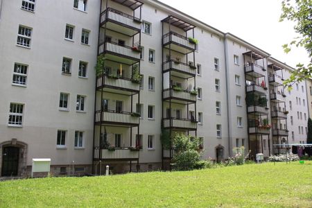 3-Raum-Familienwohnung mit Balkon - Photo 3