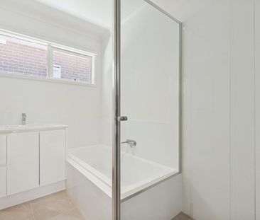 Brand New Living in the Heart of Flinders - Photo 5