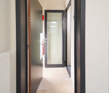 Gelijkvloers en gemeubelde studio te huur vlakbij Gent centrum - Photo 1
