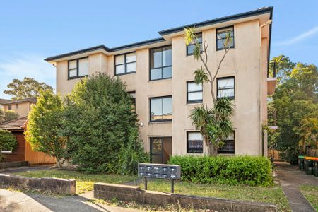 Convenient&comma; Low-Maintenance Living in the Heart of Mortdale - Photo 5