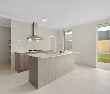 Neat, stylish and New- Ready to move in! - Photo 4