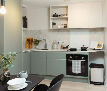 Platinum Studio (Lower Floors) - Photo 5