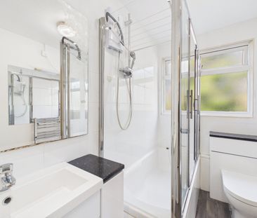 1 bedroom in Chester Street, Reading - Photo 3