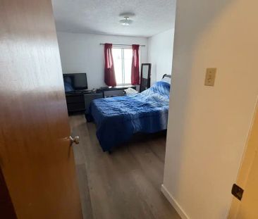 McKenna Manor — suite 7 - Photo 6