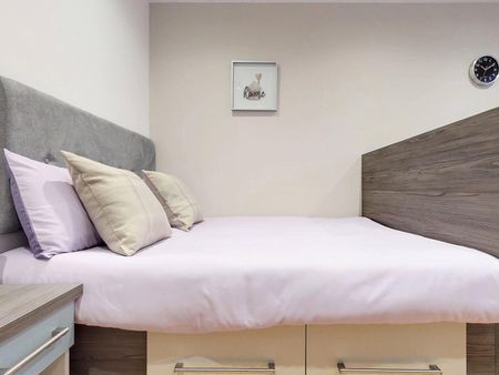 Apt 58, Onyx Residence - Photo 4