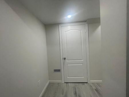 For Lease - 99 Convoy Crescent Unit# Bsmt, Vaughan, Ontario - Photo 5