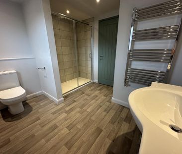 2 bedroom terraced house to rent - Photo 5