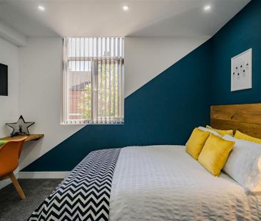 1 bedroom in a house share to rent - Photo 4