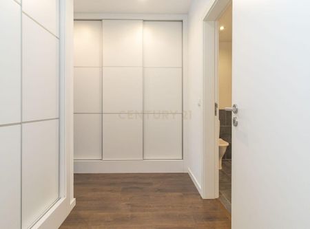 Corroios, Setúbal Municipality - Photo 2