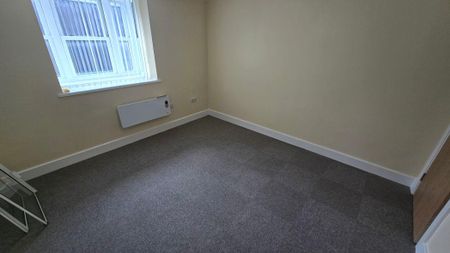 Goschen Street, Southwick, Sunderland, Tyne & Wear, SR5 2LR - Photo 2