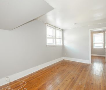 Spacious 2 Bedroom Upper Unit in Welland!! - Photo 6