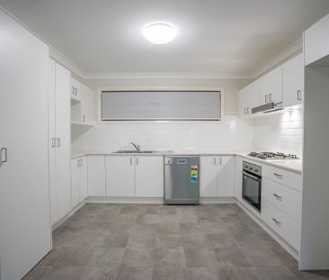 Beautifully Designed Townhouse - Photo 1
