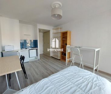 KRUTENAU - STUDIO MEUBLE AVEC BALCON - 18.48m² - Photo 3