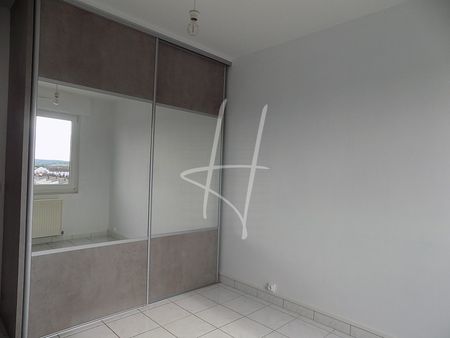 Location Appartement 3 pièces 59m² MAIZIERES LES METZ 57280 - Photo 3