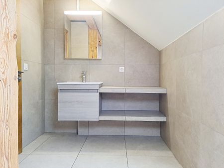 RUEYRES 8, Loft de ~ 78m2 avec mezzanine et aux poutres apparentes - Photo 4