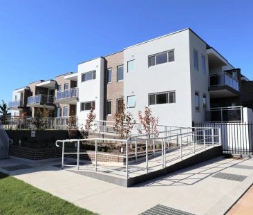 “Harcourts Kellyville presents this contemporary apartment” - Photo 1