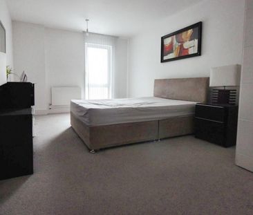 1 bedroom Flat To Let - Photo 4