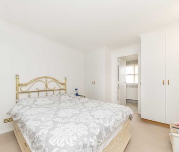Queen Of Denmark Court, SE16, London - Photo 2