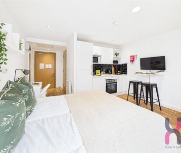 1 bedroom flat to rent - Photo 2