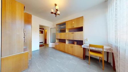 Rozkładowe mieszkanie w niskim bloku - Photo 5