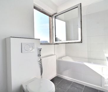 Molenbeek - Duplex - 2 Chambres - Photo 2