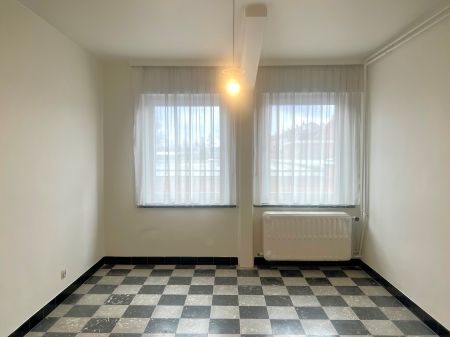 Appartement met 2 slaapkamers. - Photo 2