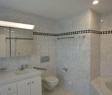 Hochwertige Attikawohnung mit grosser Terrasse - Foto 6