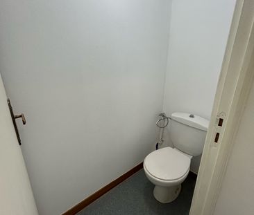 Location Appartement 3 pièces 73m² CHATELLERAULT 86100 - Photo 5